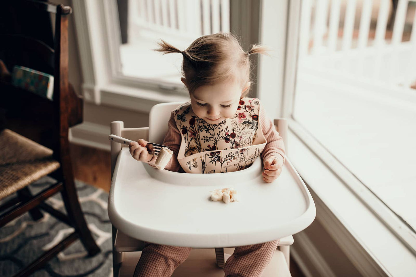 Three Little Tots -Flower Print Silicone Bib with Crumb Catcher