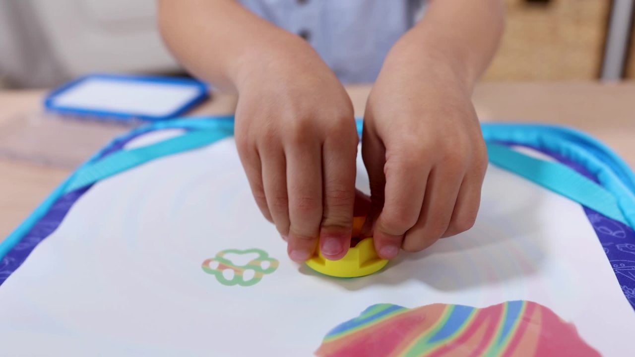 Melissa & Doug WATER WOW! Multi Activity Drawing set
