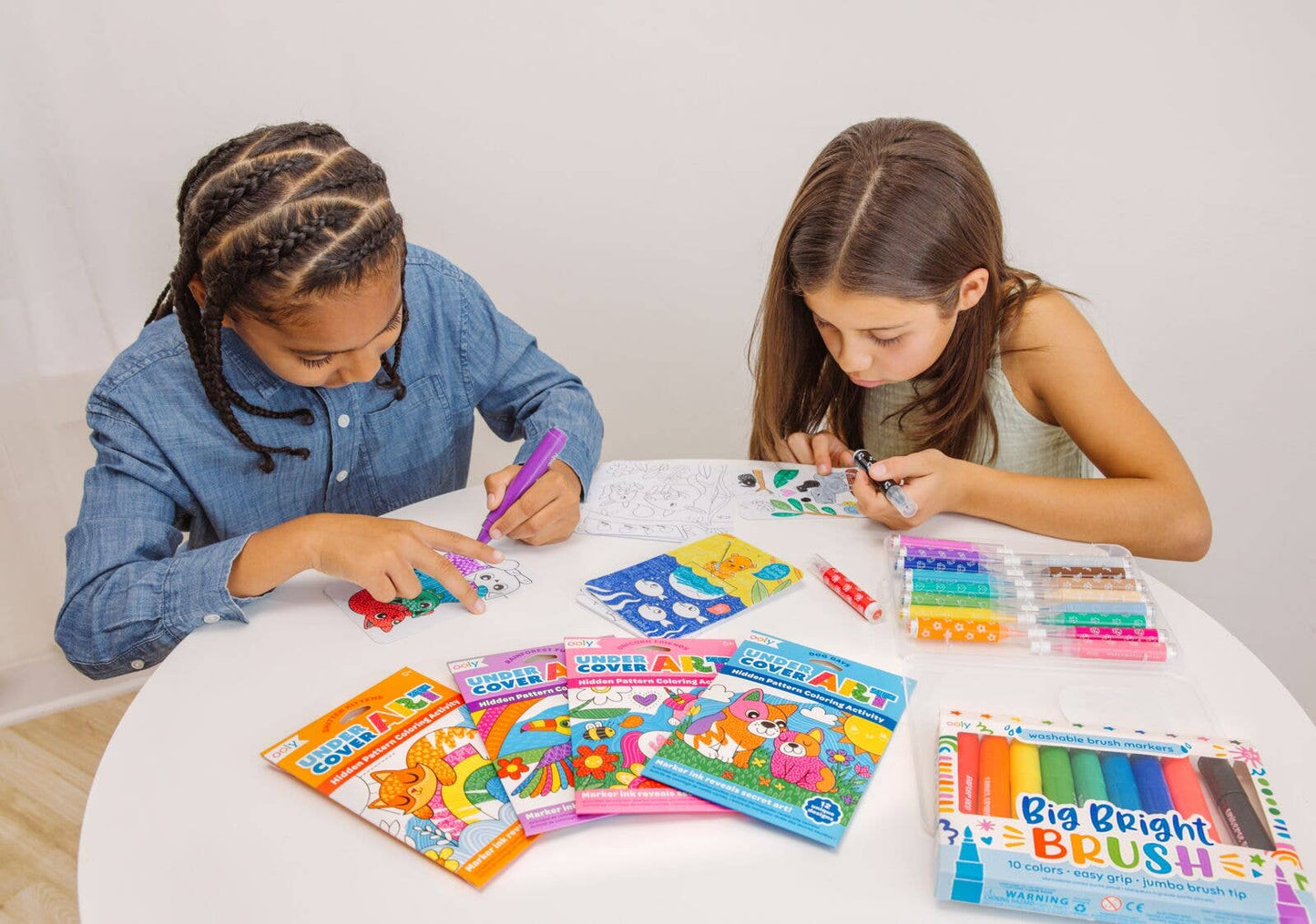 Undercover Art Hidden Patterns Coloring- Unicorn Friends