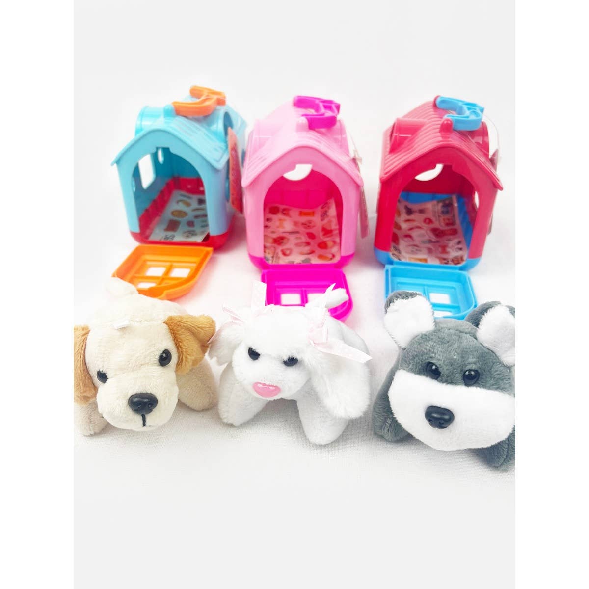 Plush Pet House With Pet Toy: MIX COLOR / ONE(6)