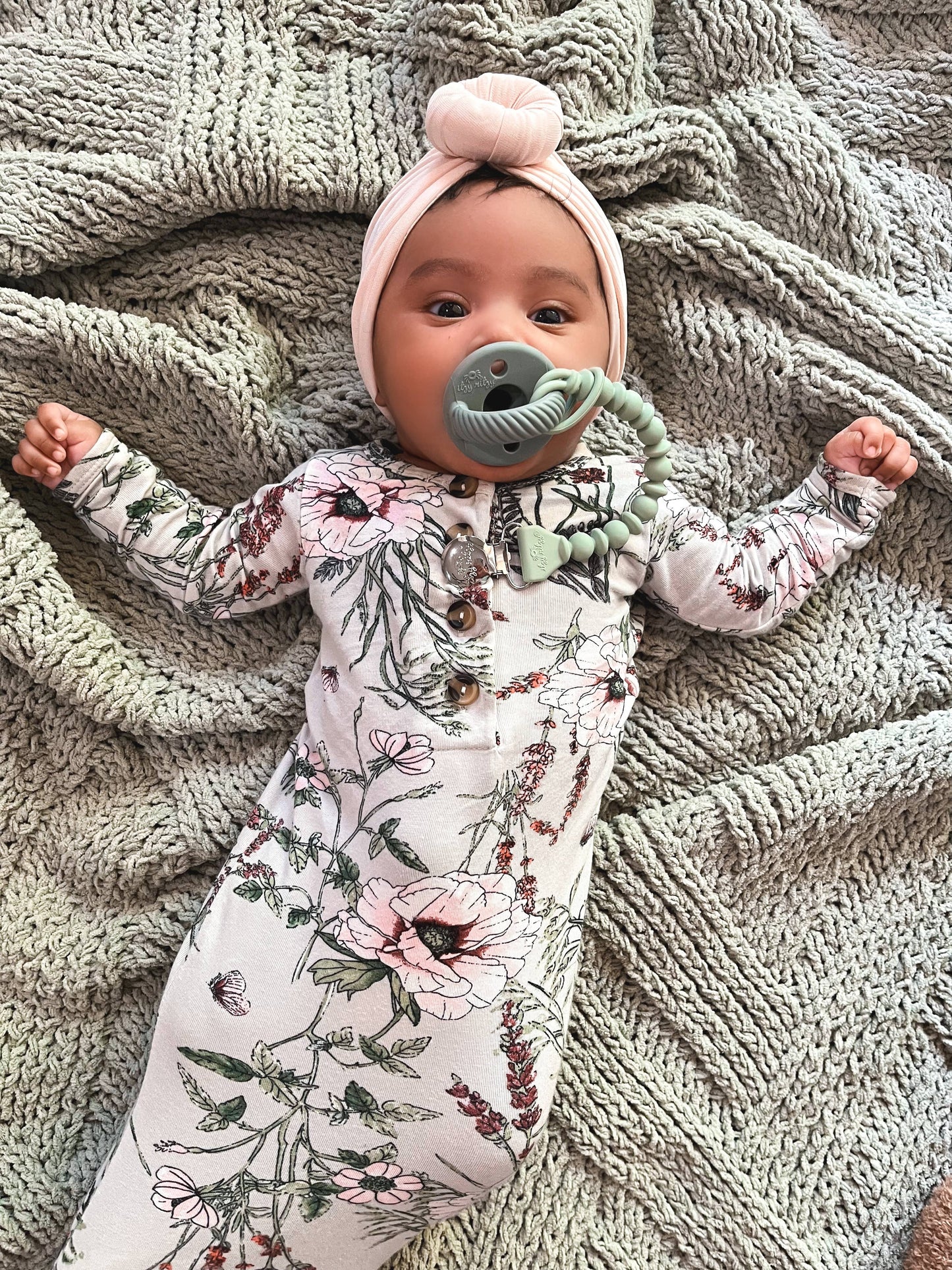 Sweetie Strap™ Pacifier Clips: Sky Beaded