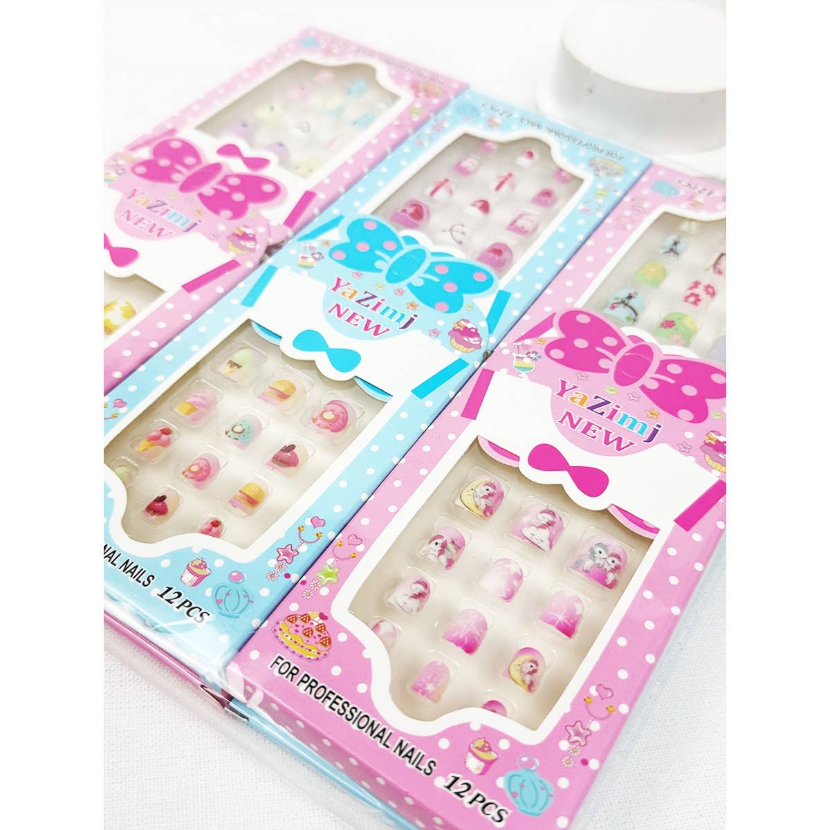 Lovely Press On Kids Nails Set
