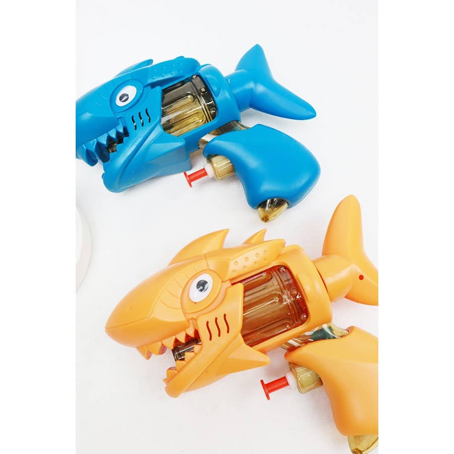 Shark Water Gun: MIX COLOR / ONE