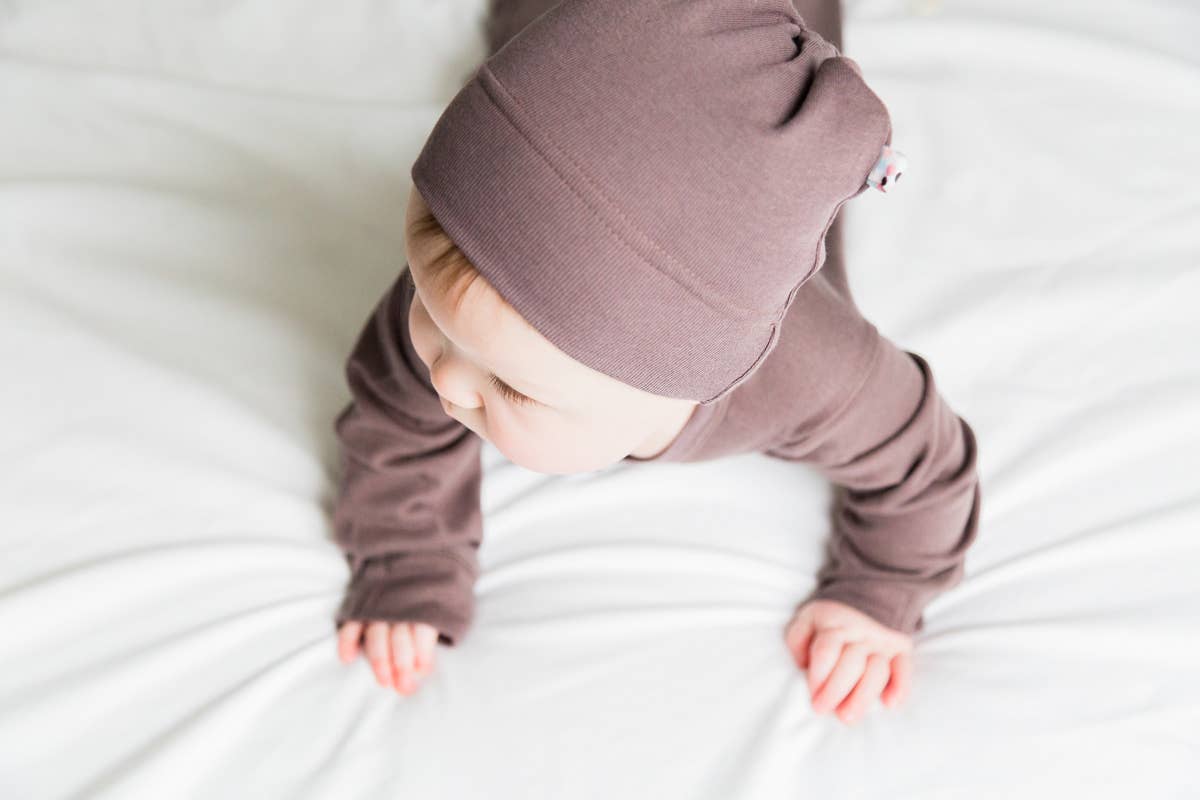 Babysoy Modern Knot Beanie: Acorn / 6-12 Months
