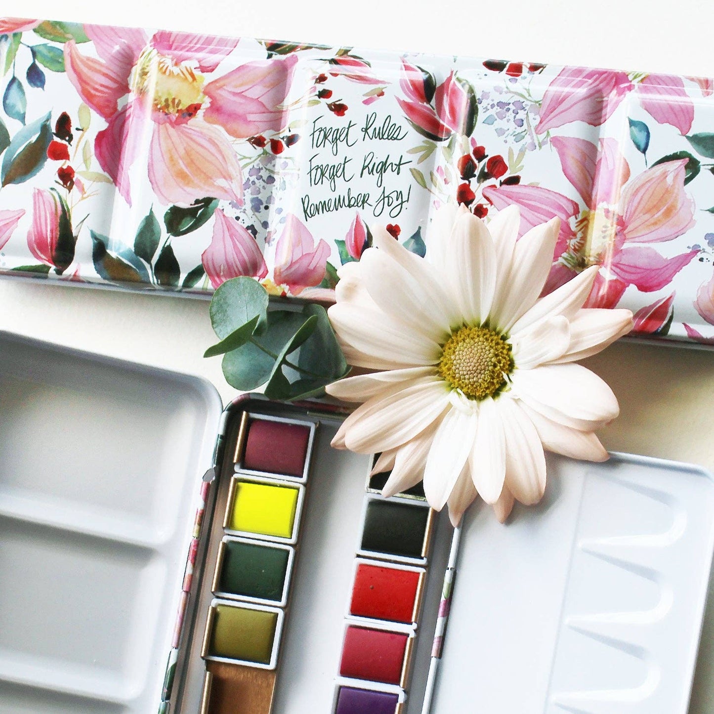 The Ready For Joy Empty Watercolor Palette - Dahlias
