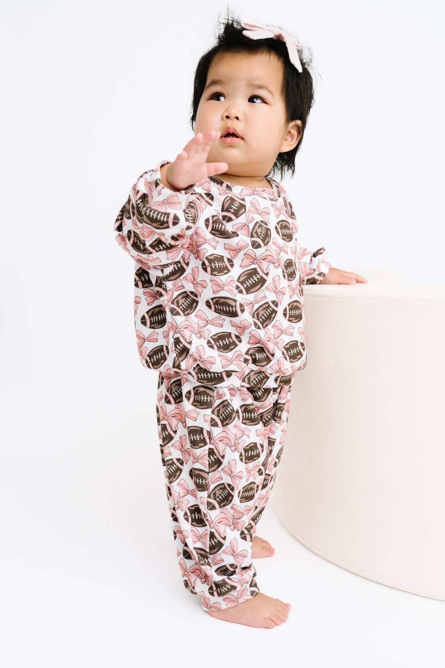 Bows & Touchdowns Sweatsuit: 5T