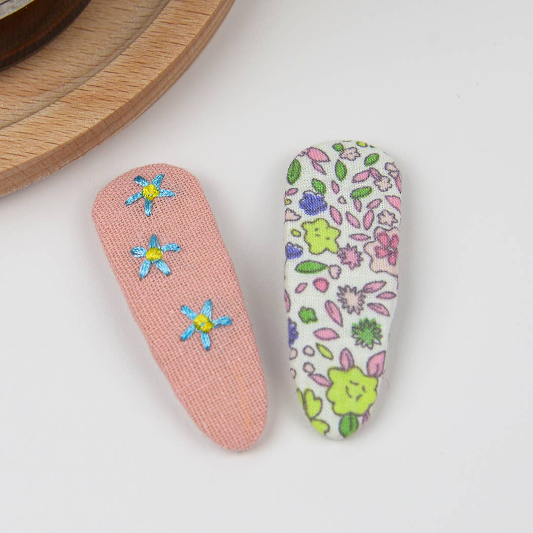 Embroidered Floral Snap Hair Clips Set: Brown