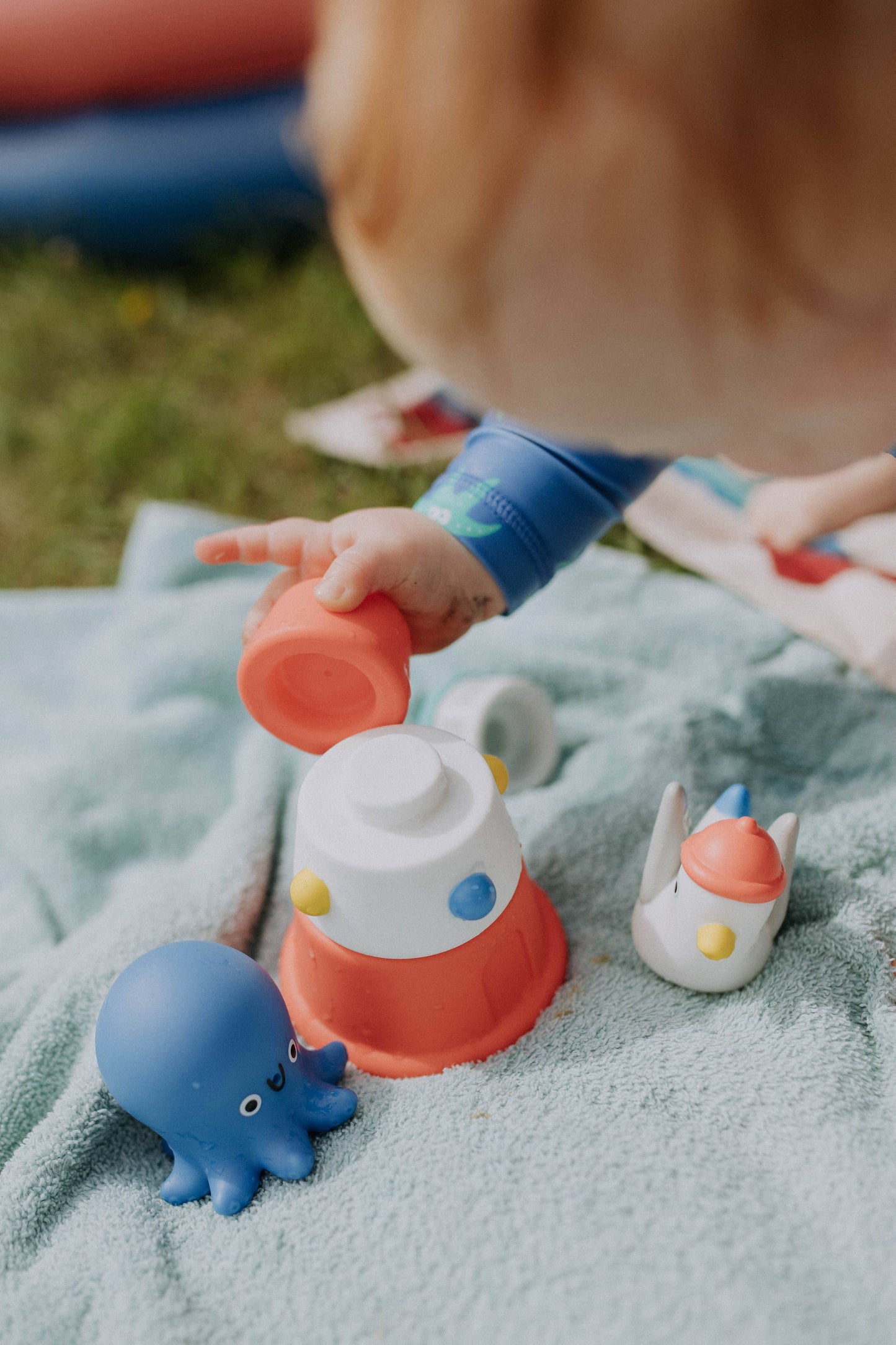 *NEW* Itzy Stack & Squirt™ Bath + Water Toy