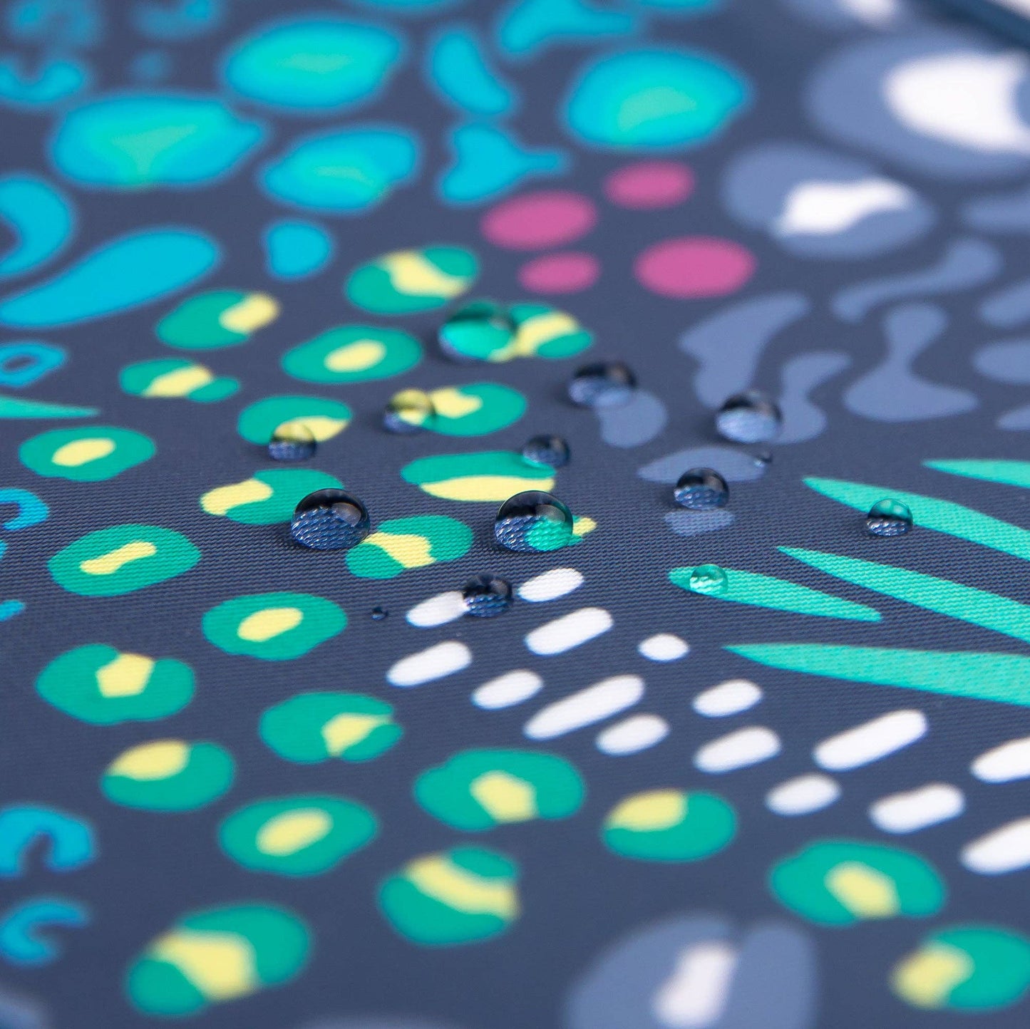 Short-Sleeved Smock: Animal Prints