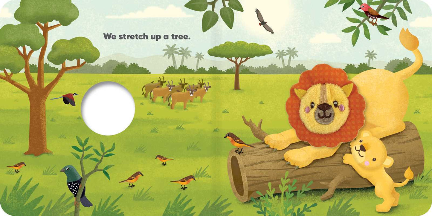 Daddy & Me: Finger Puppet Board Book by: Board Books; 8 pages / English