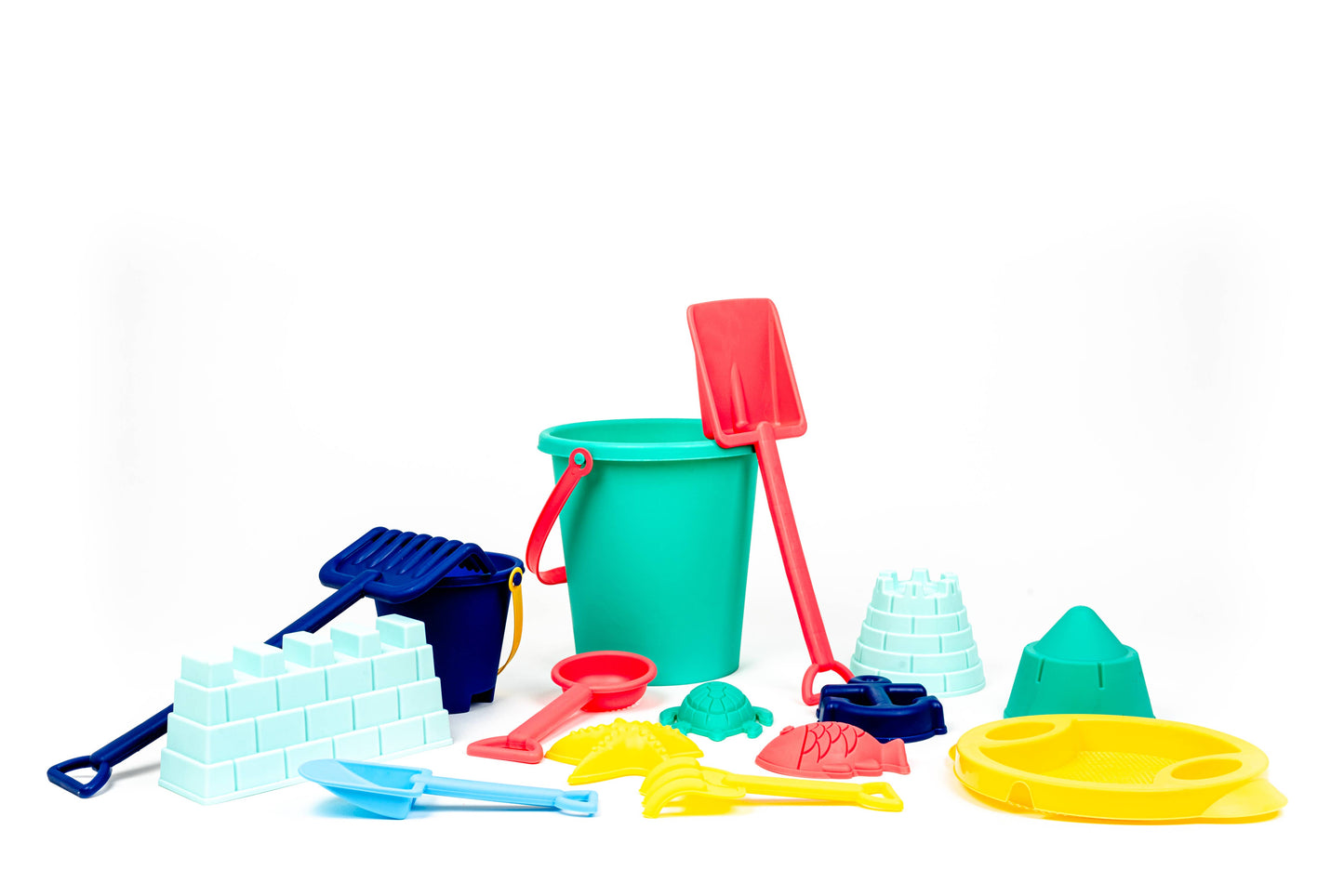 Toysmith 15-Piece Sand Bucket Set