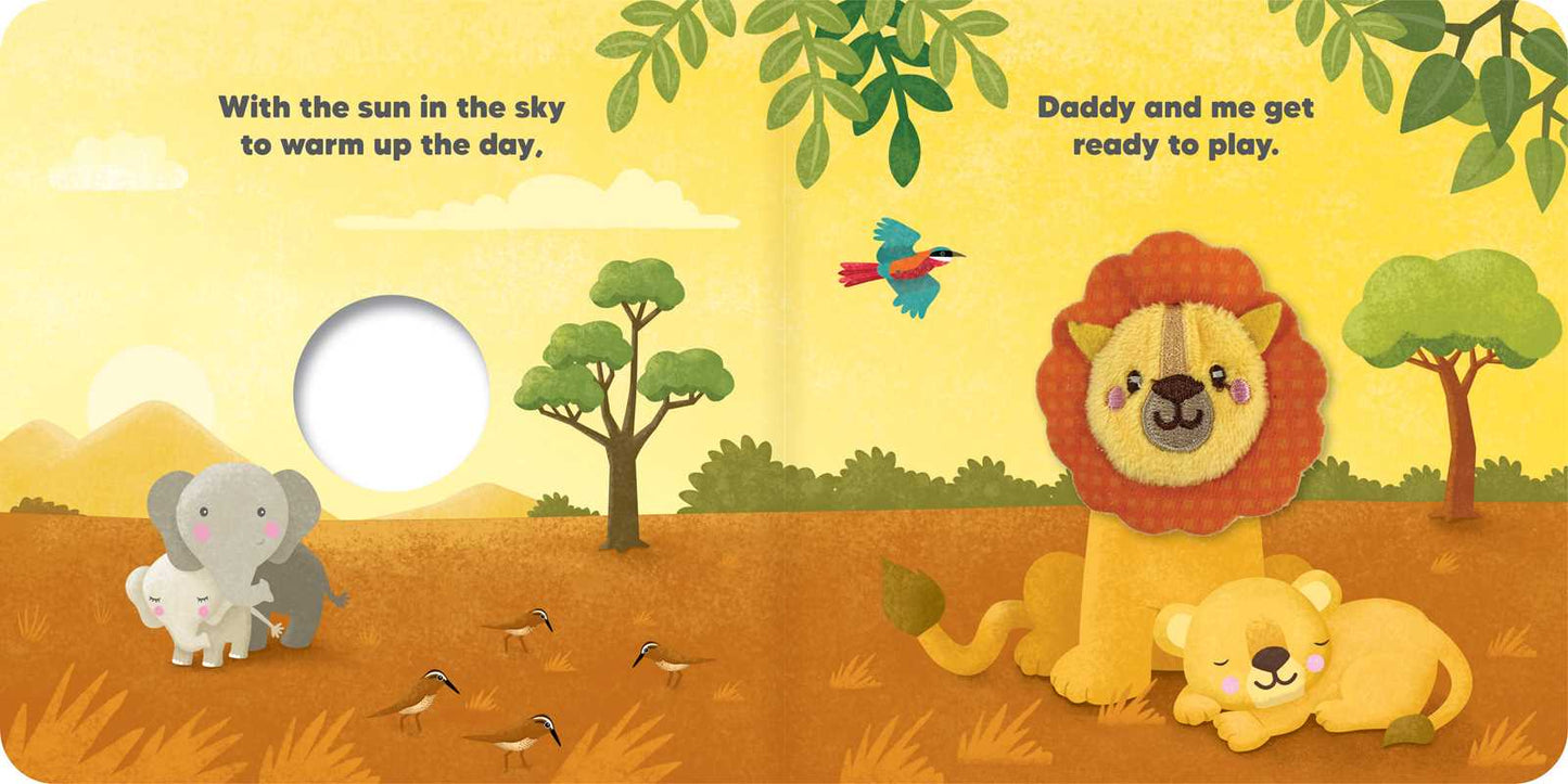 Daddy & Me: Finger Puppet Board Book by: Board Books; 8 pages / English