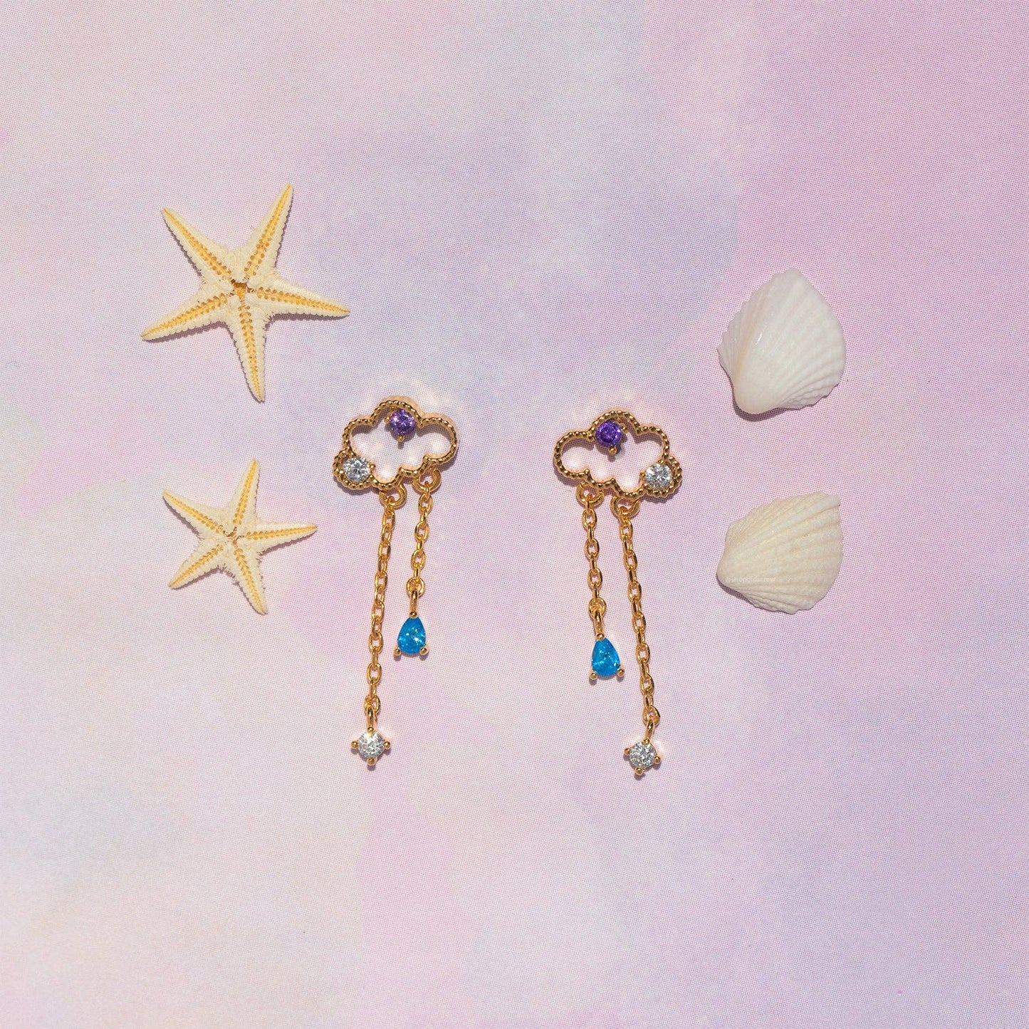 Reigning Clouds Dangle Earrings: Gold