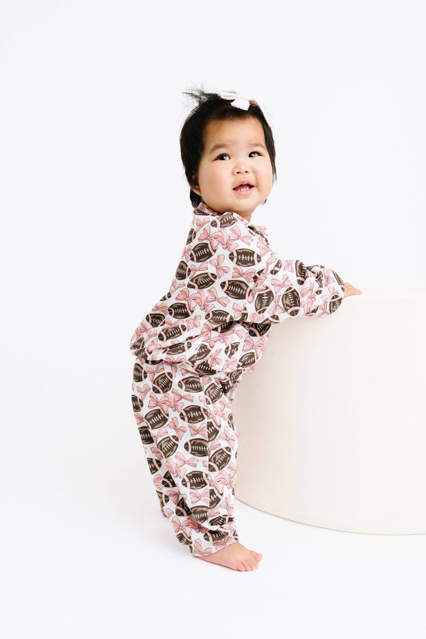 Bows & Touchdowns Sweatsuit: 3T