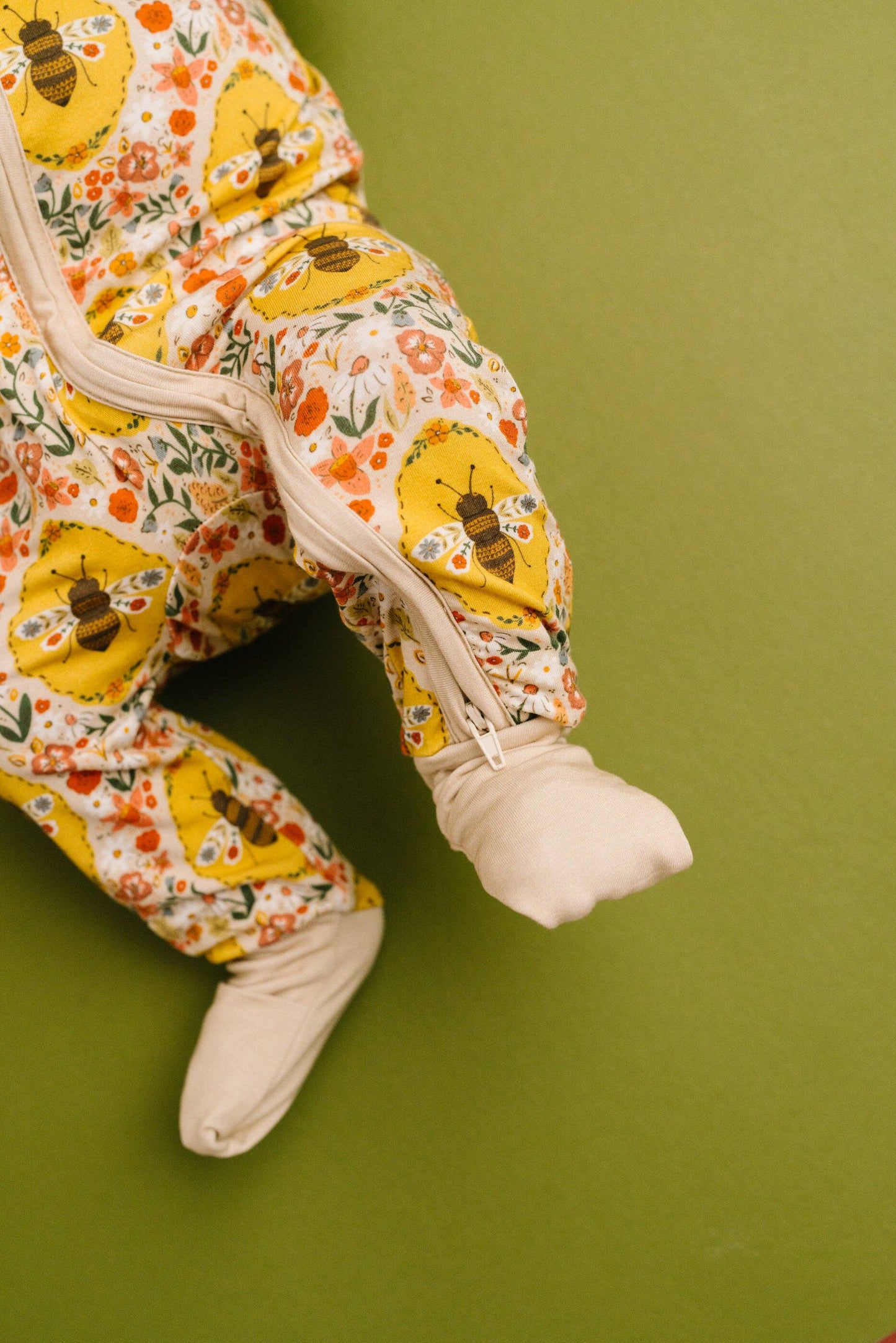 Sweet Bee Bamboo Sleeper: 3-6M