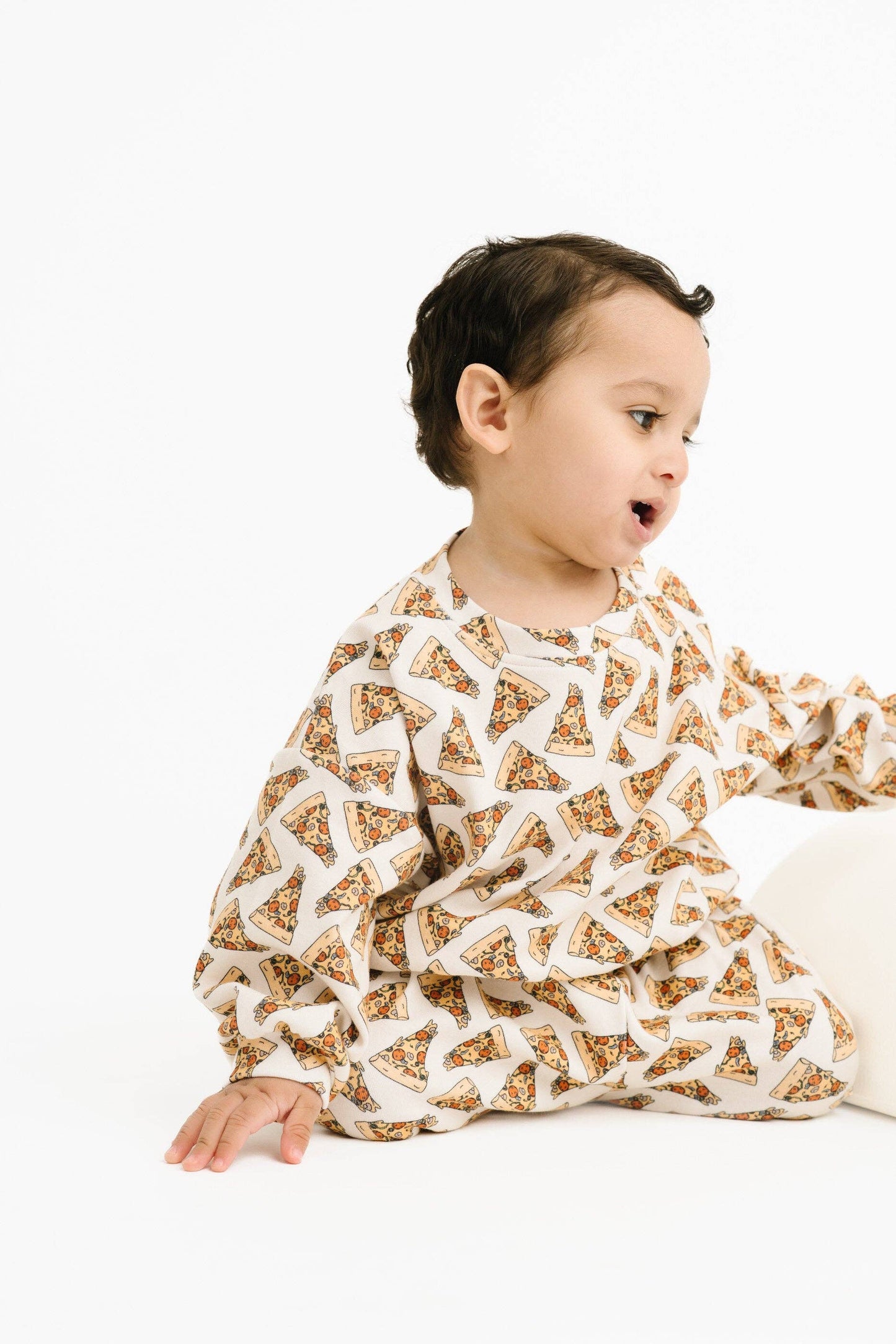 Pizza Please Sweatsuit: 6/7