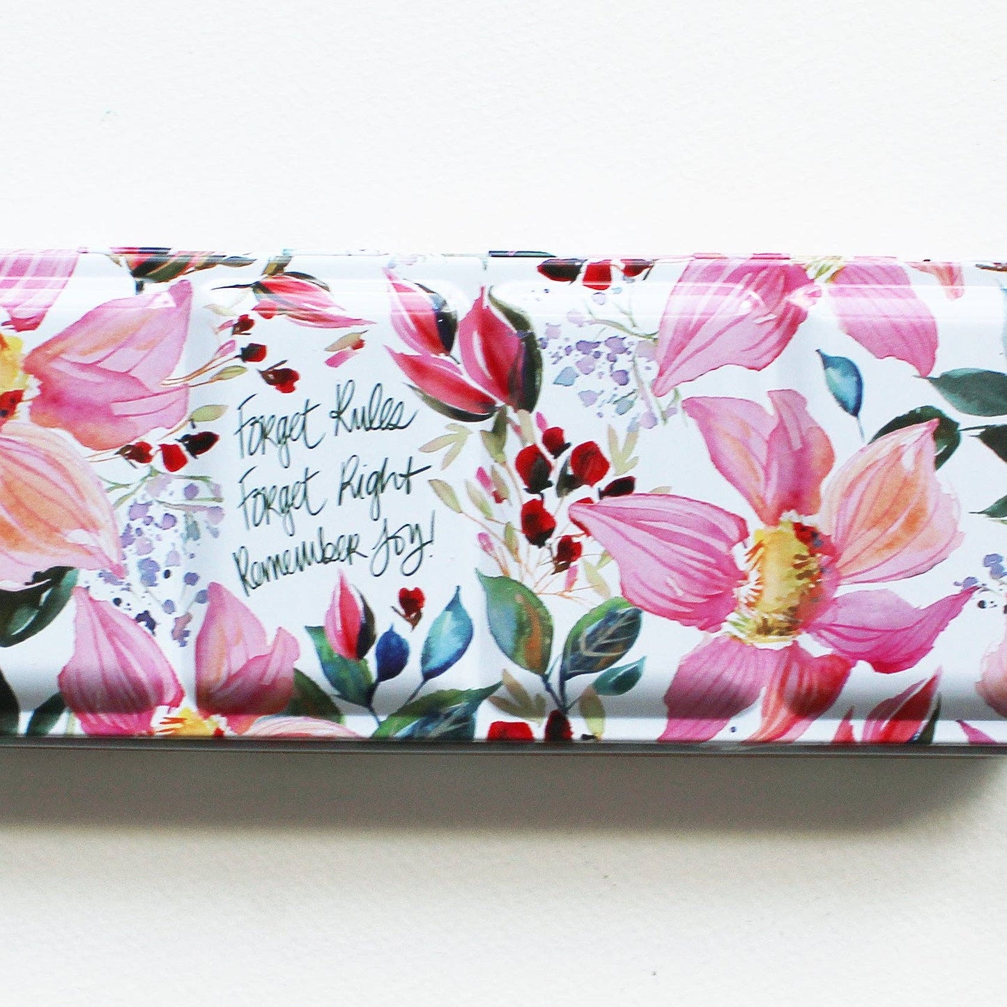 The Ready For Joy Empty Watercolor Palette - Dahlias