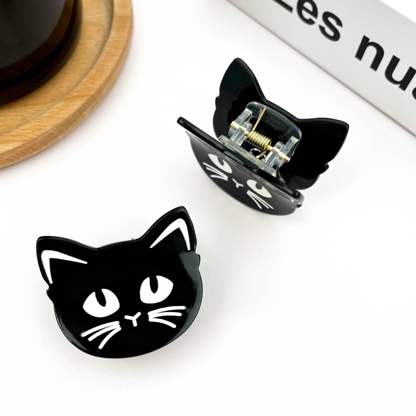 Eye-rolling Cat Claw Clip, Black Cat Hair Clip